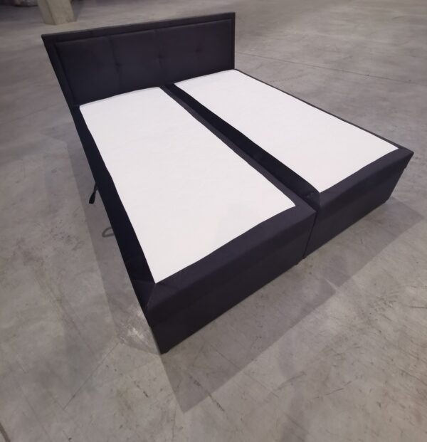 Seng Cleo  180x200