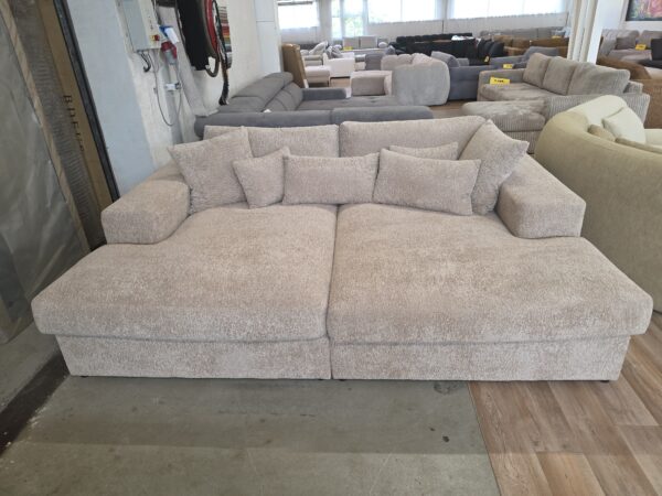 RAQUCHI big sofa